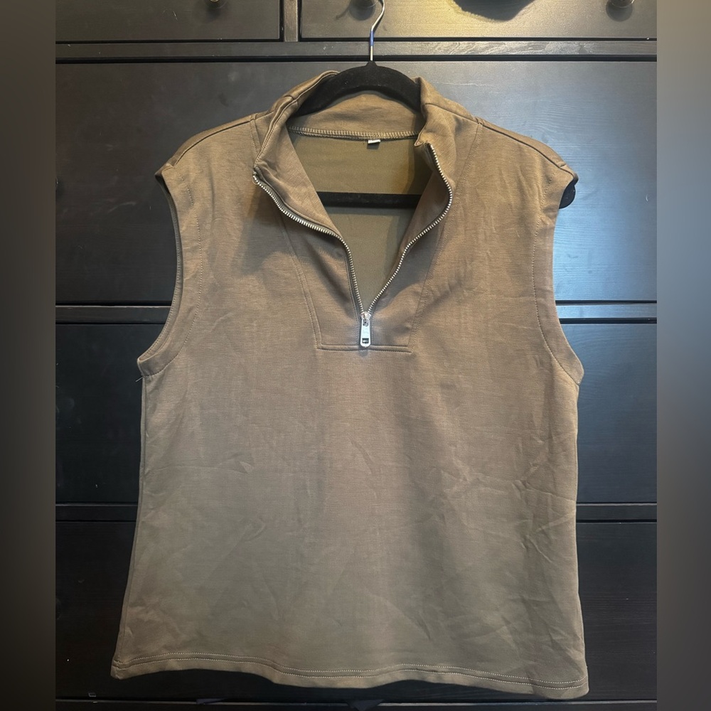 Olive Green Sleeveless Zip-Up Top